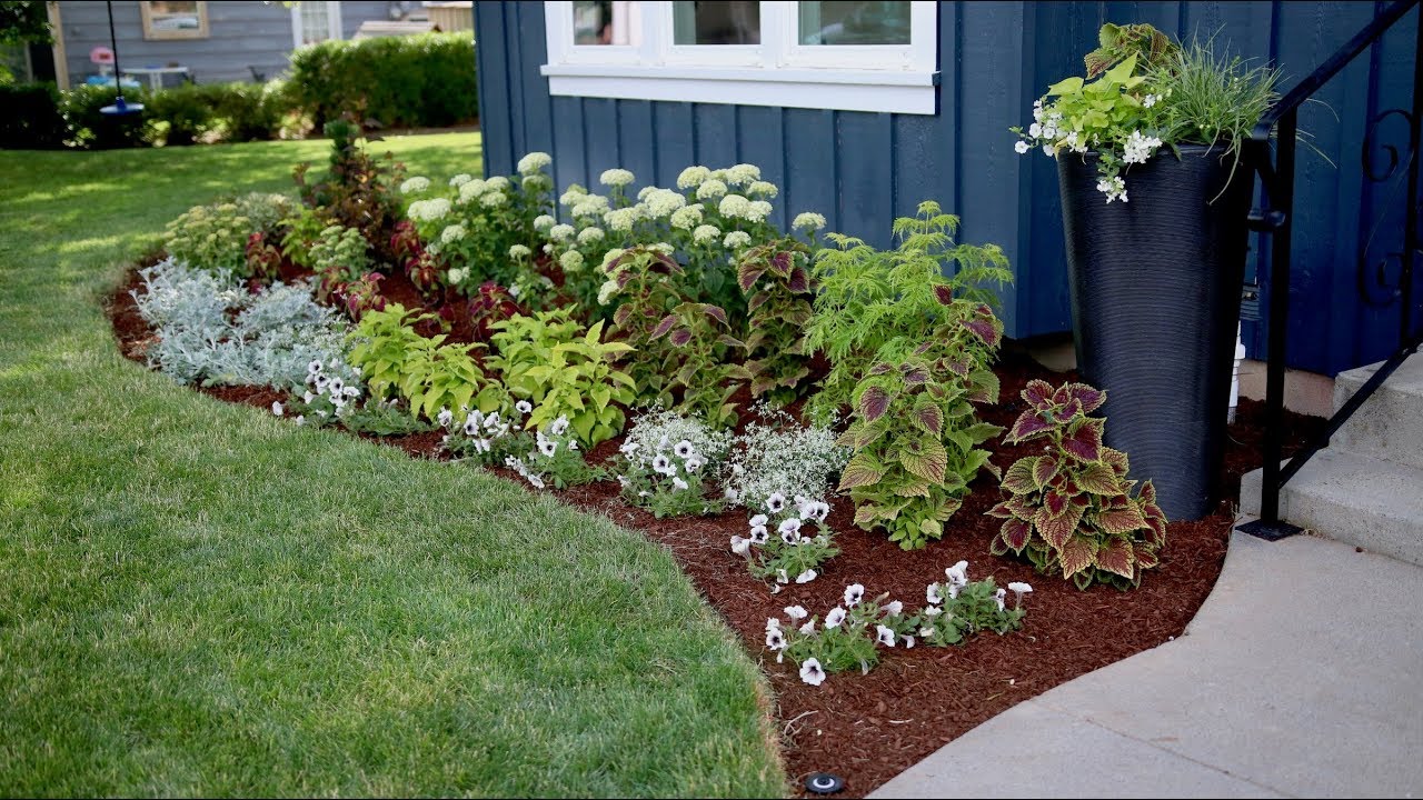Mulch bed maintenance project